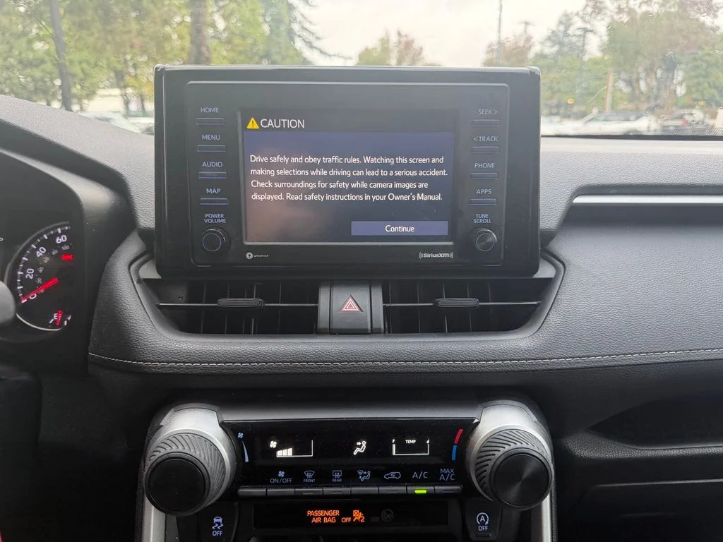 Used 2020 Magnetic Gray Metallic Toyota LE image 20