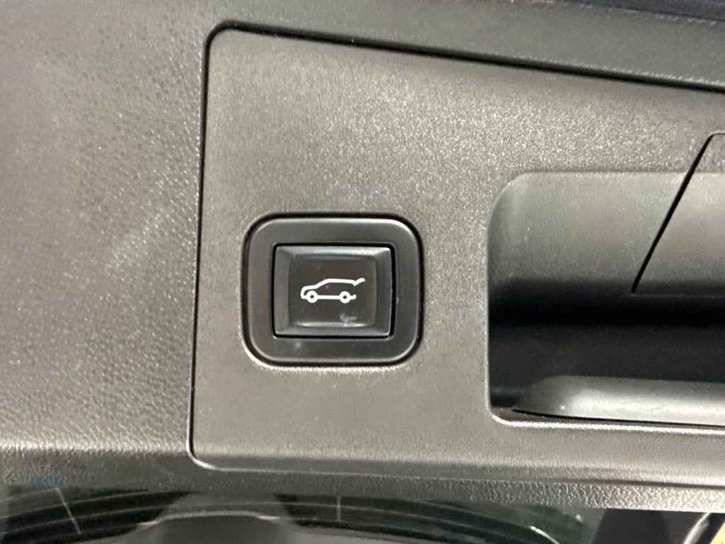 Used 2023 Gray Cadillac Luxury image 11