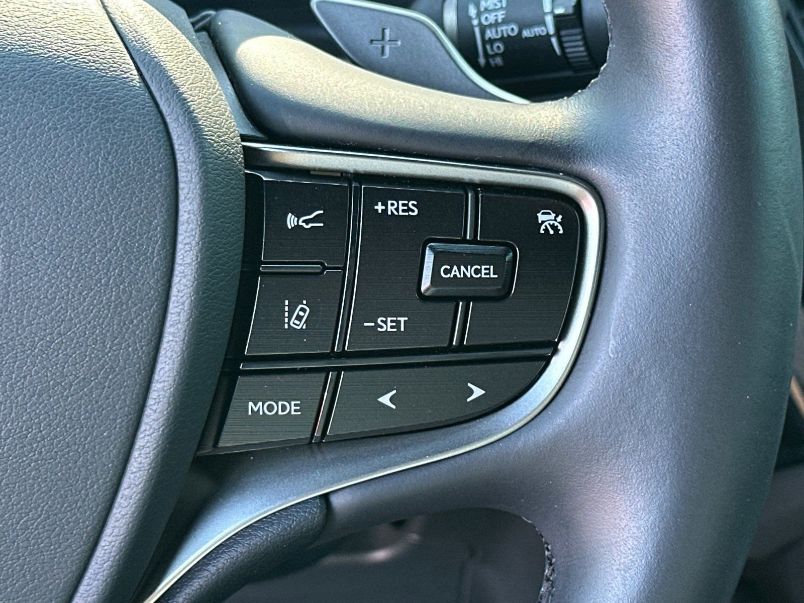 Used 2025 Red Lexus 350 image 27
