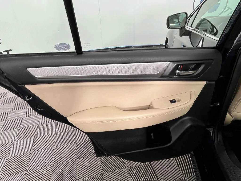 Used 2018 Blue Subaru 2.5i image 19