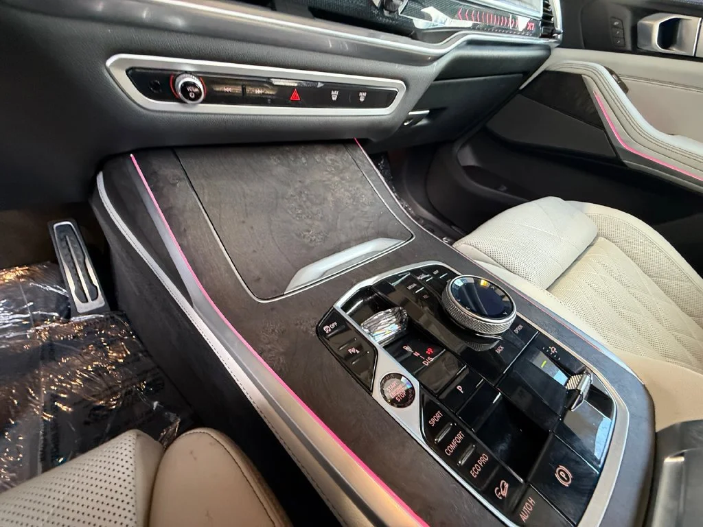 Used 2024 Black BMW xDrive40i image 22