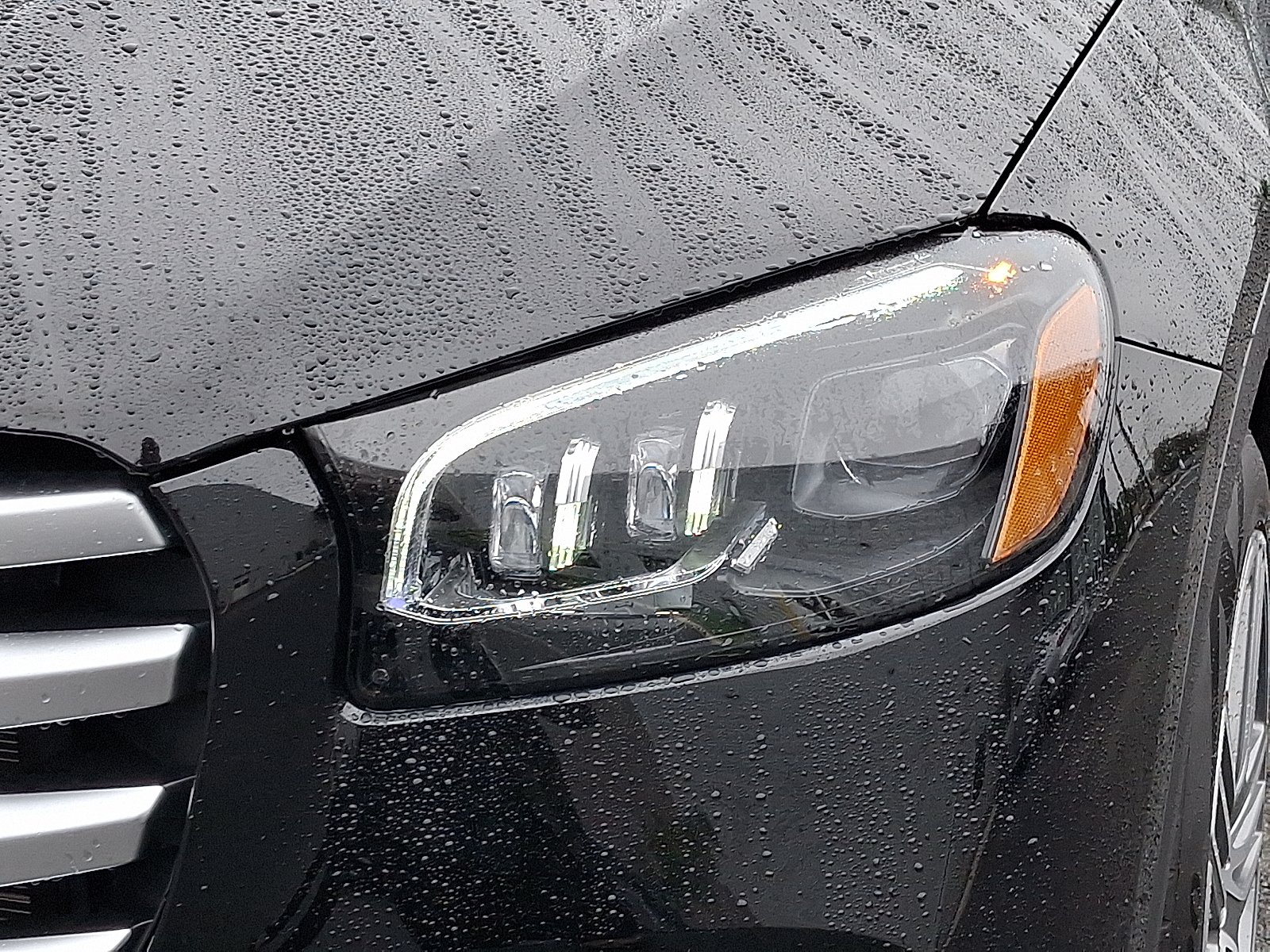 2025 Mercedes-Benz GLS Base - Photo 9