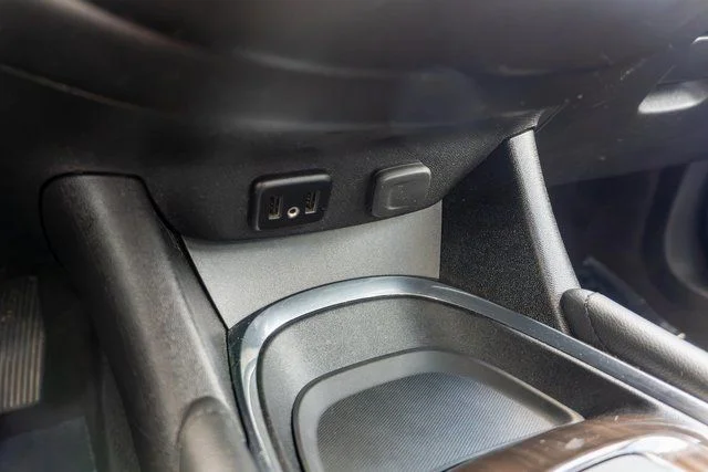 Used 2018 White Chevrolet Premier image 32