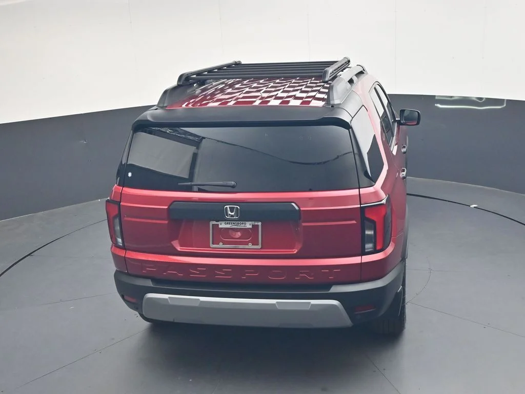 New 2026 Radiant Red Metallic II Honda RTL image 33