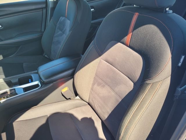 Used 2025 Blue Nissan SR image 13