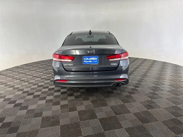 Used 2017 Gray Kia LX image 8