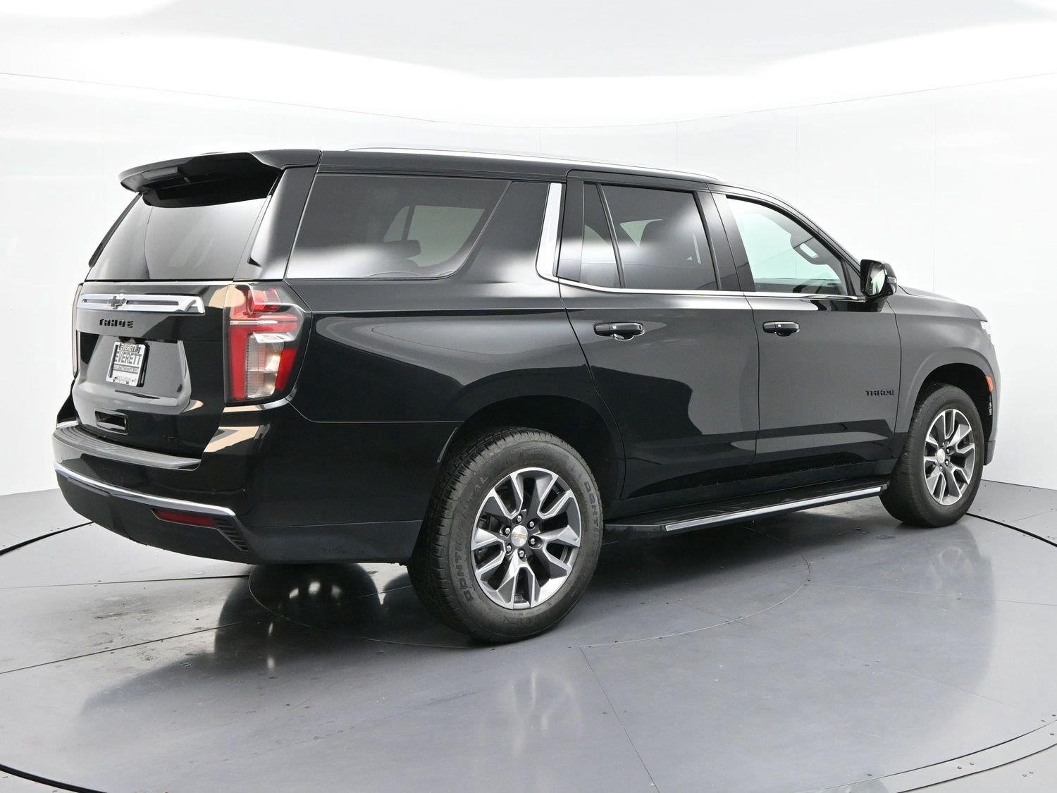 Used 2023 BLACK Chevrolet LT image 7