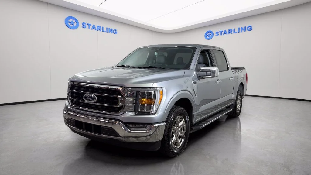 Used 2021 Silver Ford XLT image 17