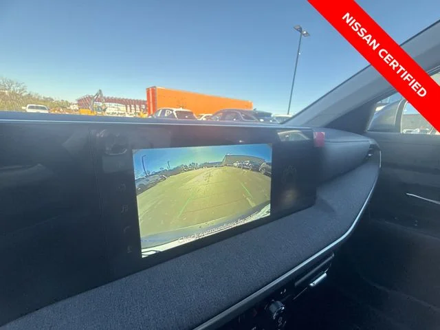 Used 2025 Blue Nissan SV image 17