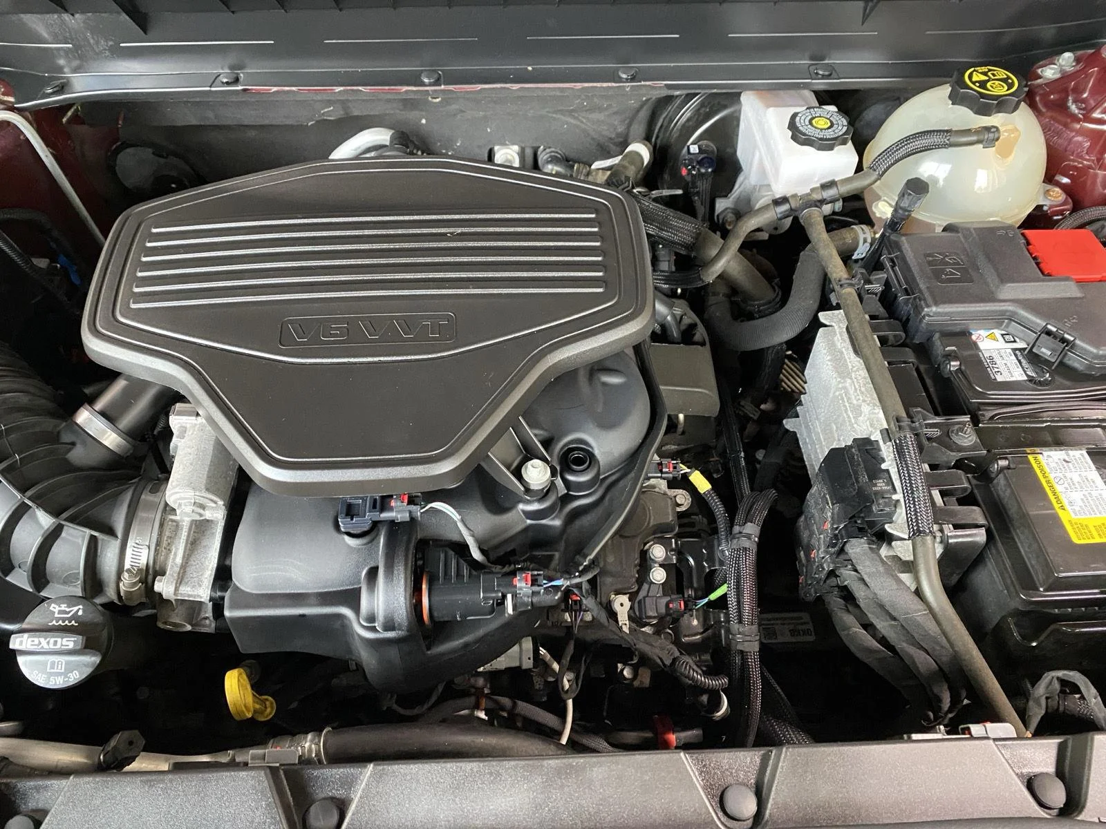 Used 2020 Red Quartz Tintcoat GMC SLE image 9