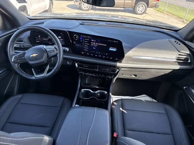 Used 2026 Gray Chevrolet LT image 31