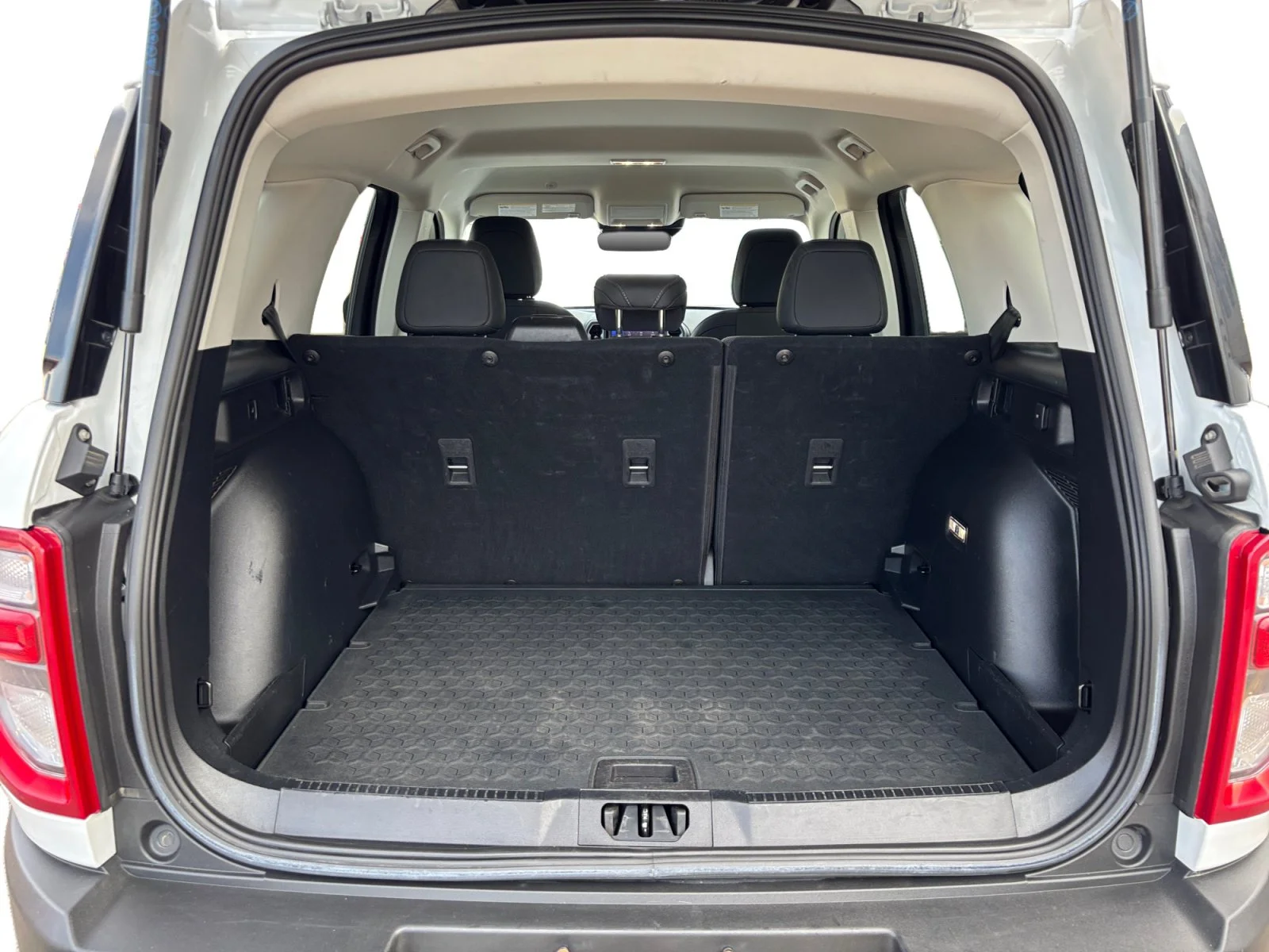 Used 2024 White Ford Big Bend image 19