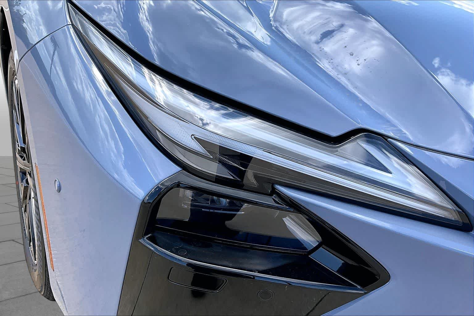 New 2026 Wavelength Lexus PREMIUM PLUS image 13