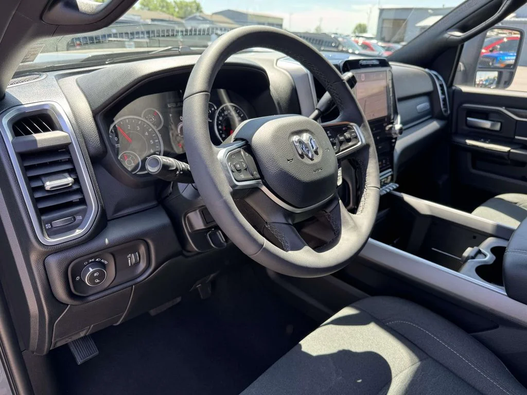 Used 2026 White Ram Big Horn image 2