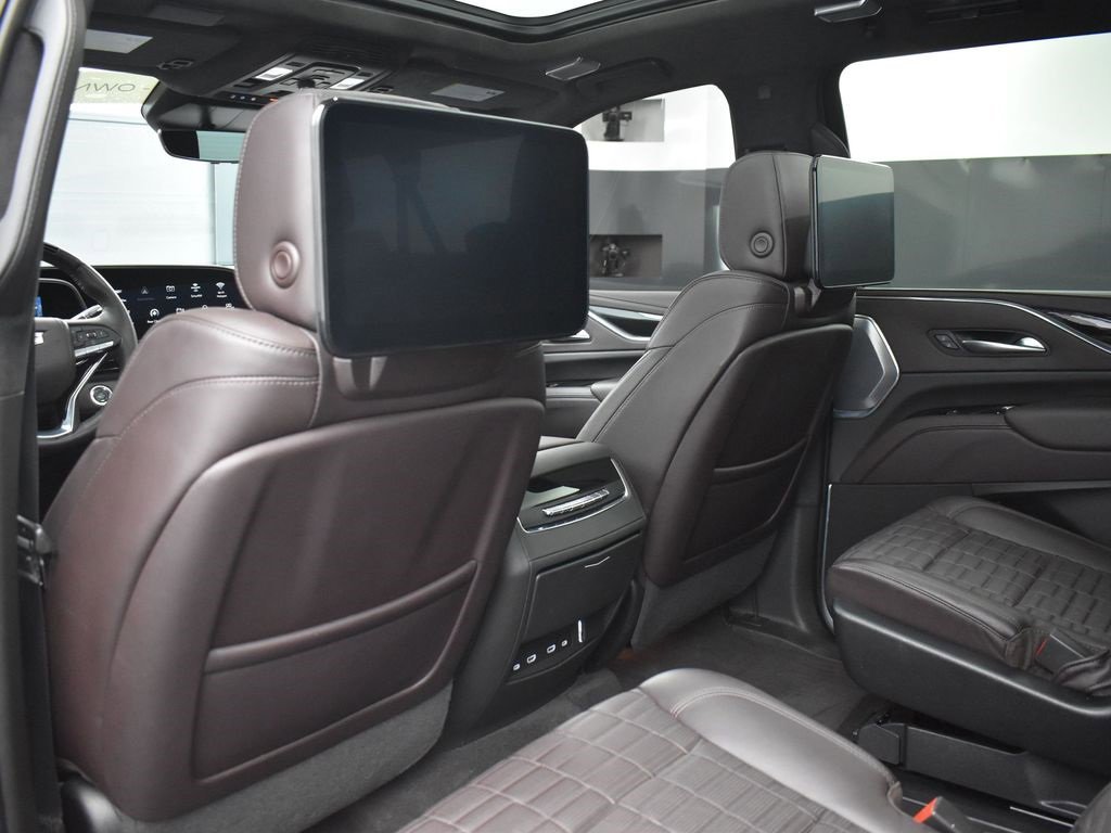 2023 CADILLAC ESCALADE ESV - Image 30