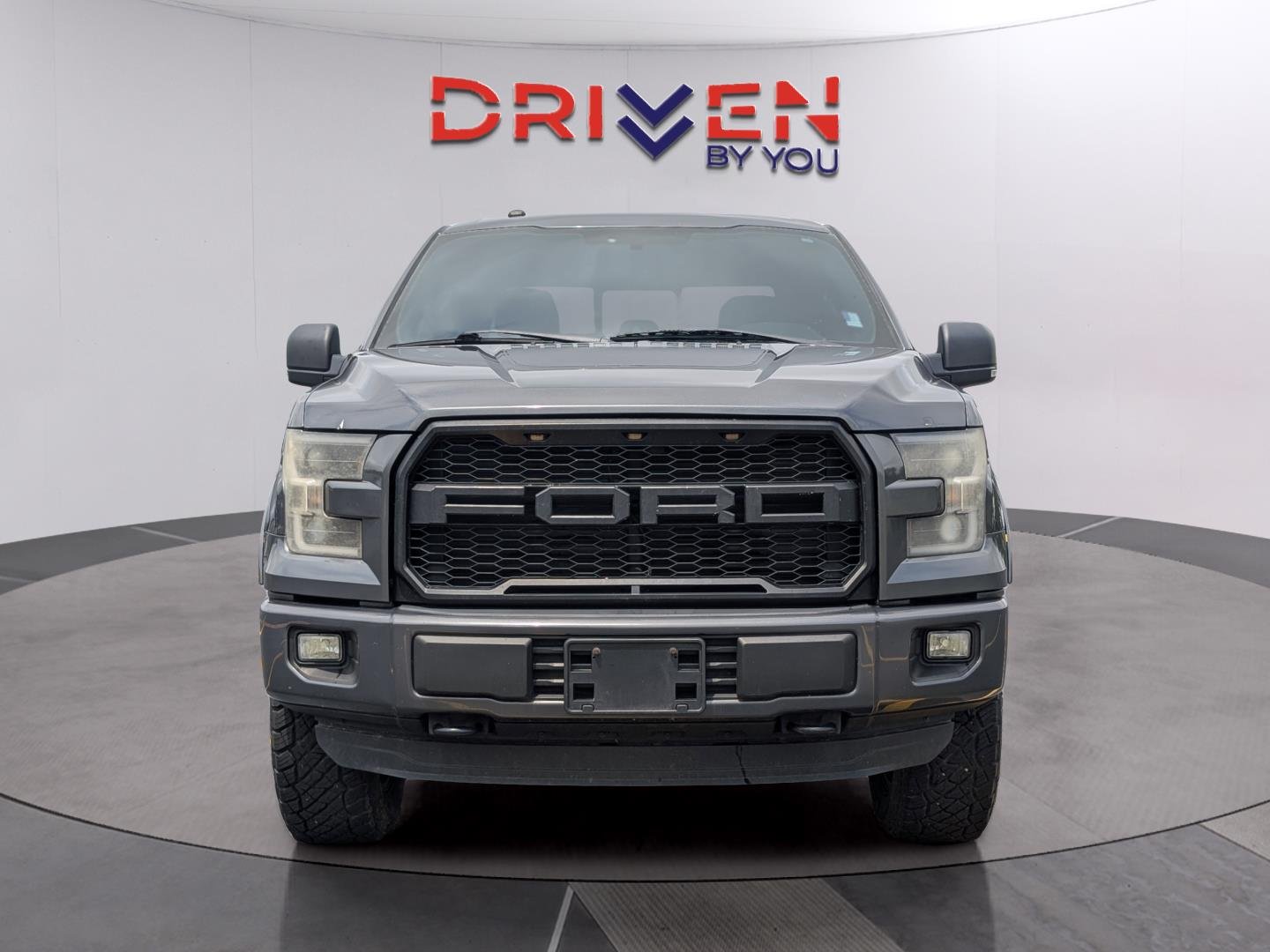 Used 2016 Magnetic Metallic Ford XLT image 8