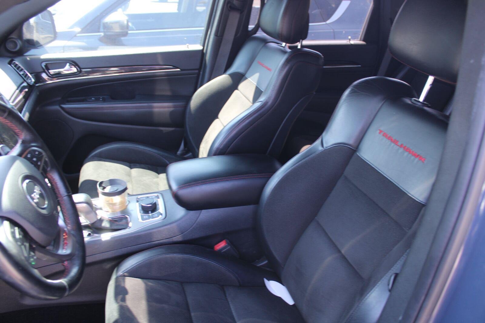 Used 2020 Slate Blue Pearlcoat Jeep Trailhawk image 8