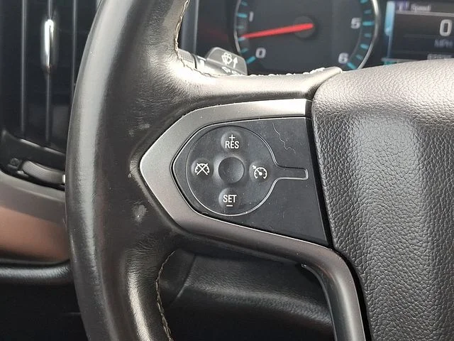 Used 2018 Black Chevrolet LT image 20