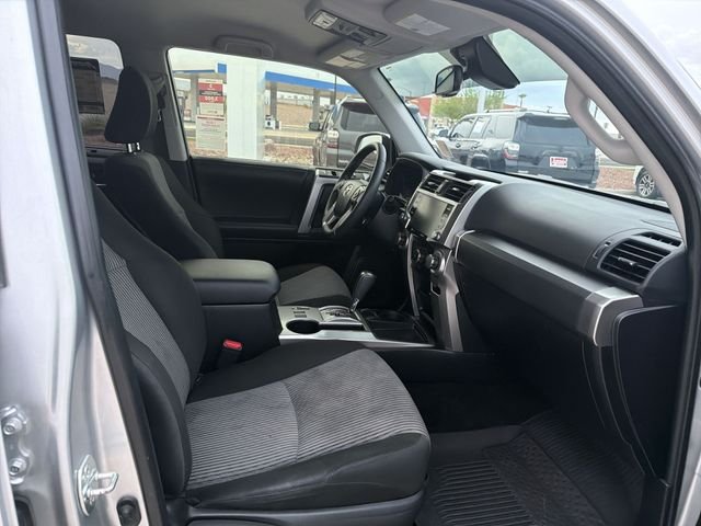 Used 2022 Silver Toyota SR5 image 28