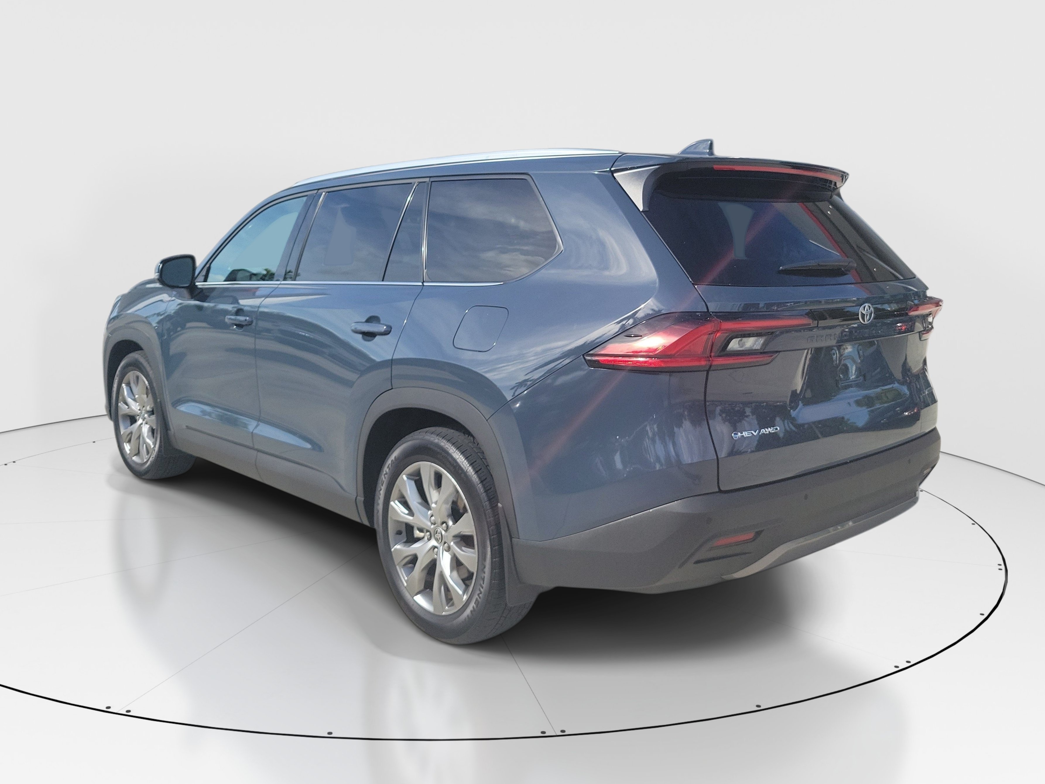 Certified Used 2025 Cloud Toyota Limited image 5