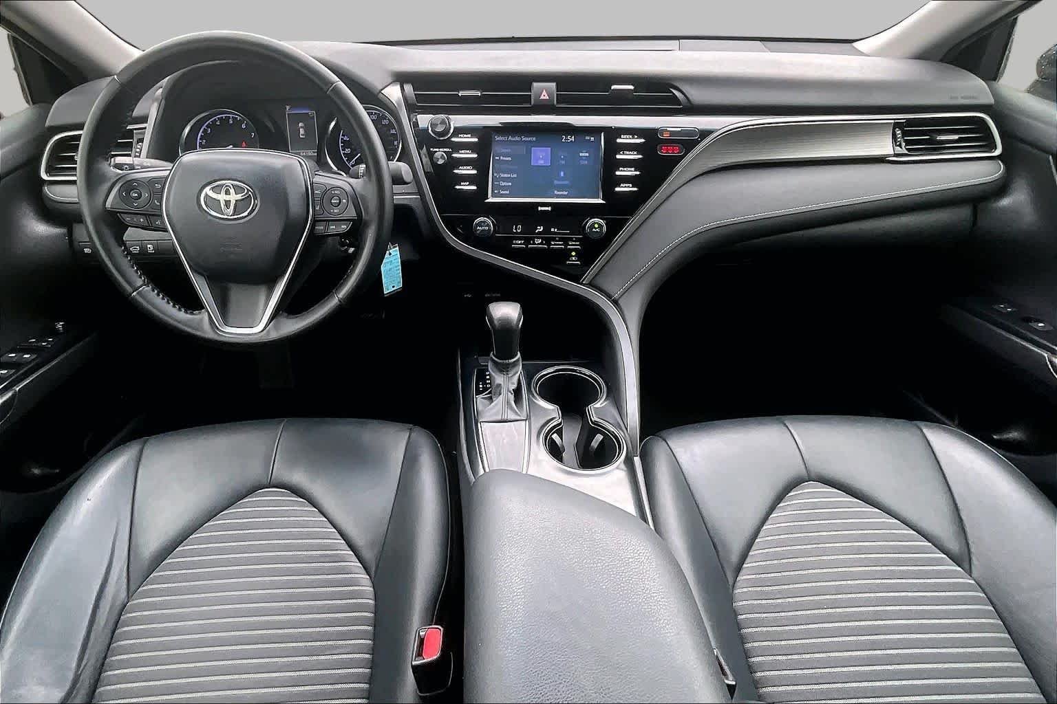Used 2020 Midnight Black Metallic Toyota SE image 14