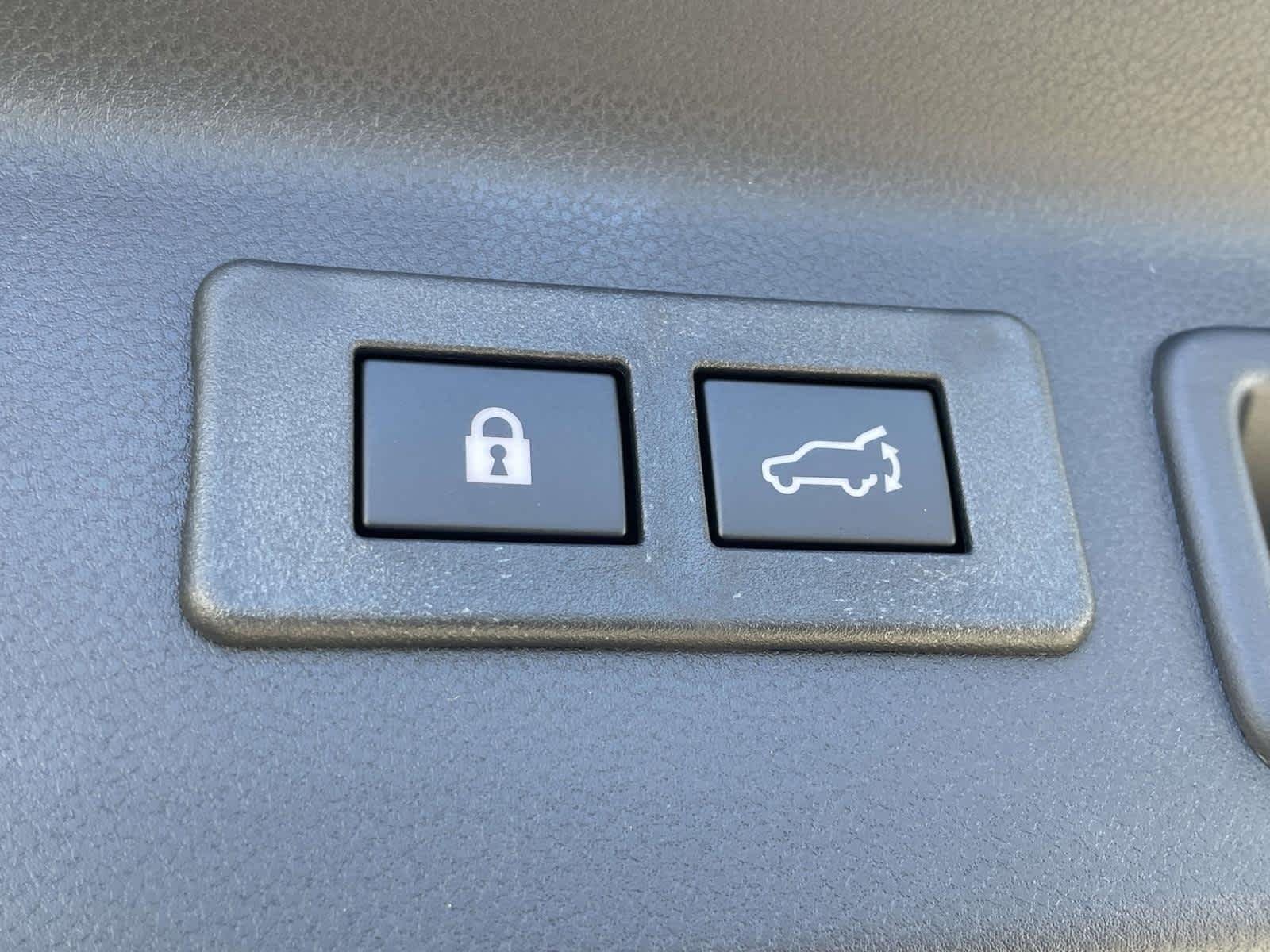 New 2026 Ice Silver Metallic Subaru Limited image 19