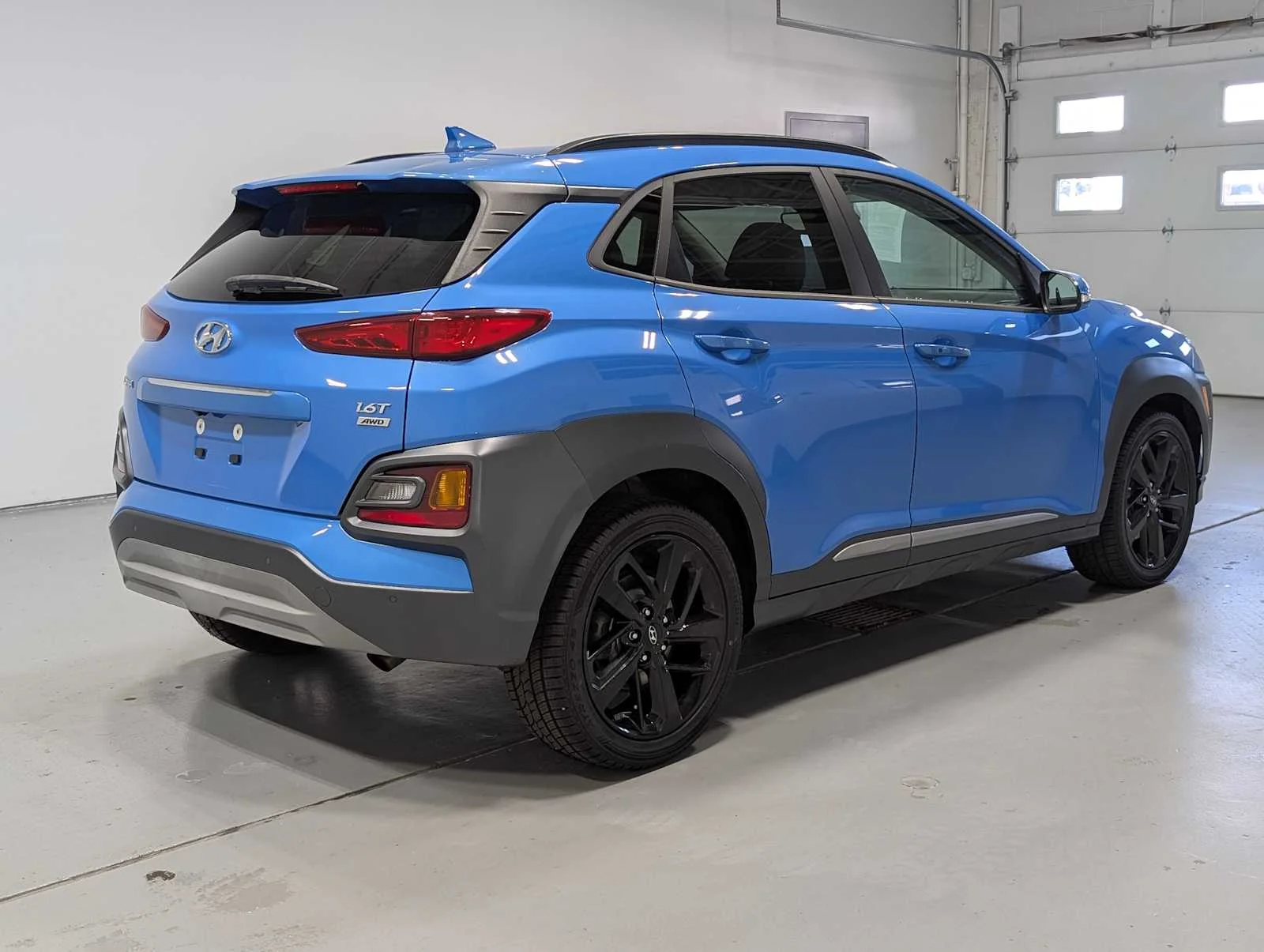 Used 2020 Surf Blue Hyundai Ultimate image 8