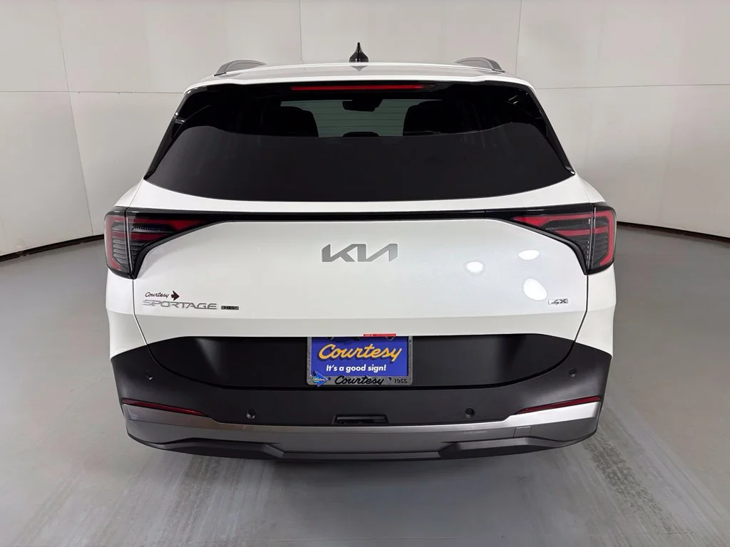 New 2027 Snow White Pearl Kia EX image 7