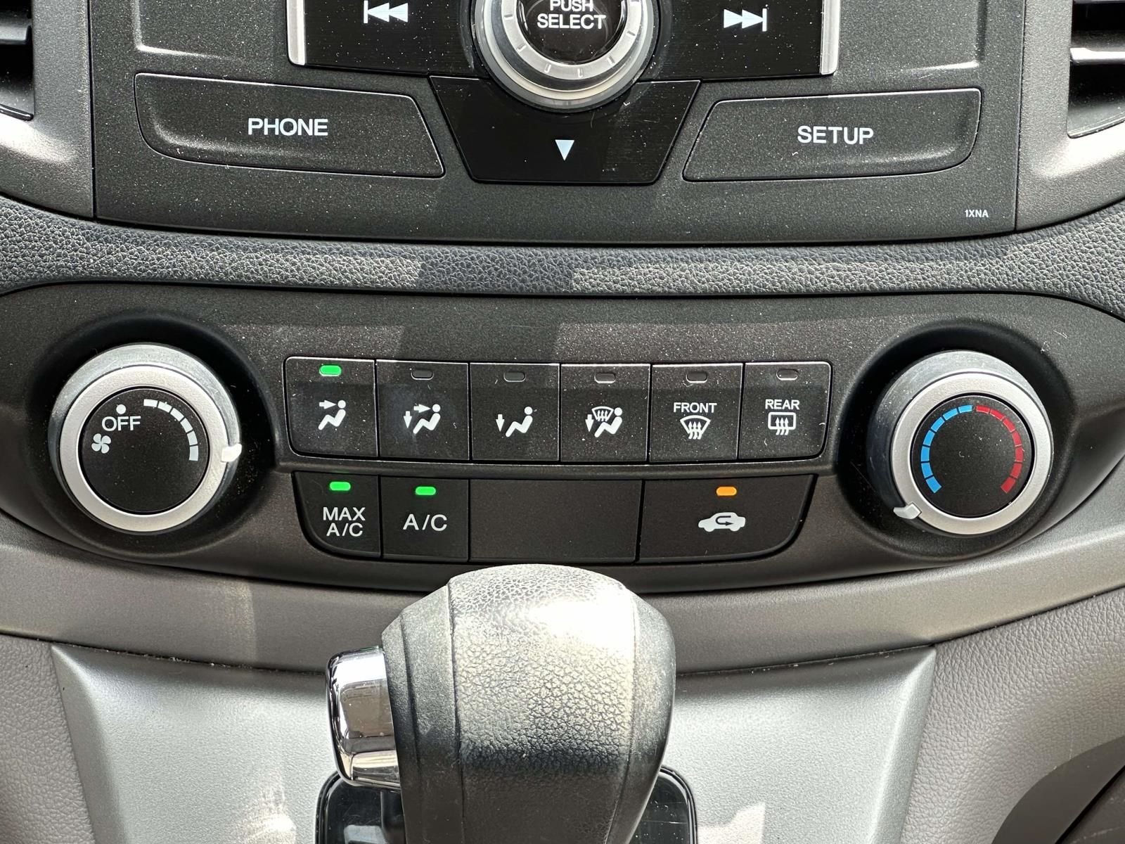 Used 2014  Honda LX image 29