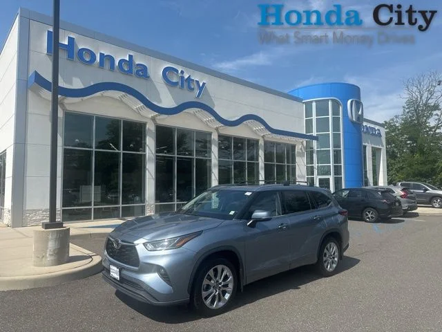 2022 Toyota Highlander Limited 4x4 V6's photo