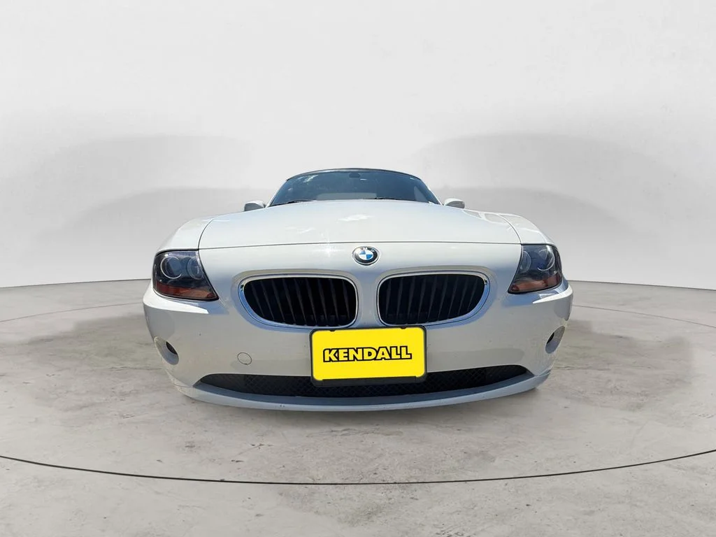 Used 2003 White BMW 2.5i image 6