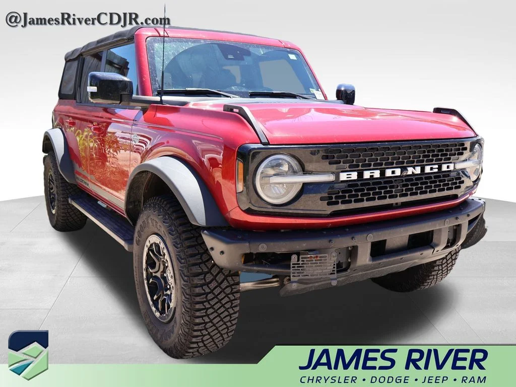 Used 2021 Red Ford Wildtrak image 15