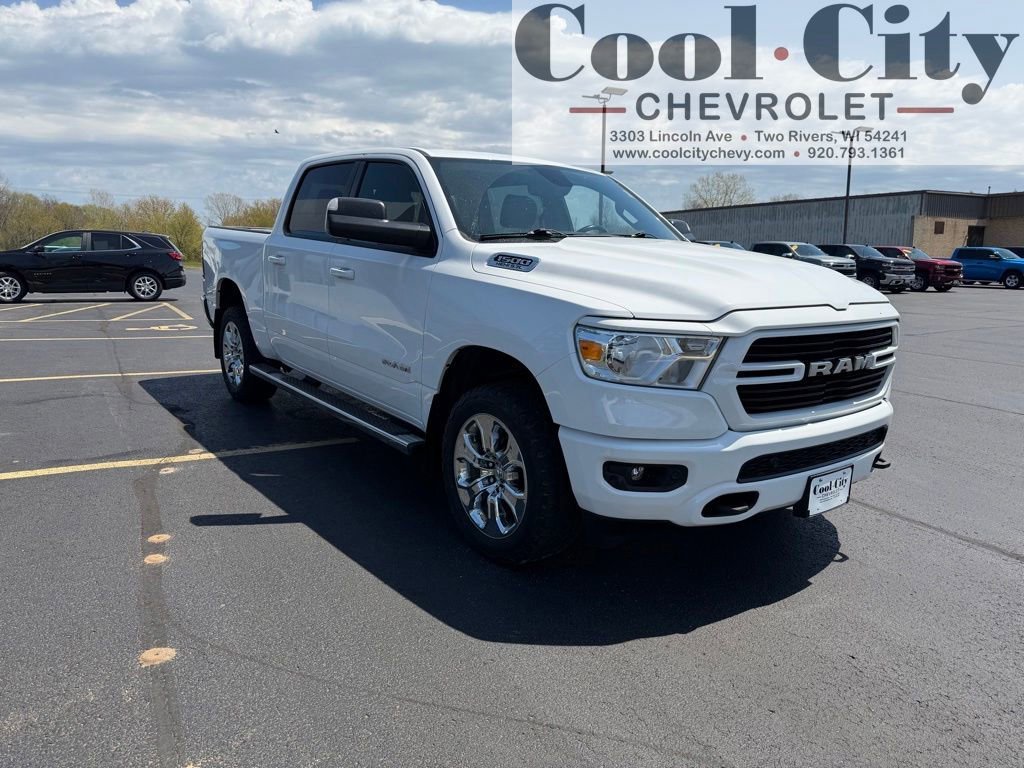2019 RAM 1500 Big Horn/Lone Star 4x4 Crew Cab 5'7's photo