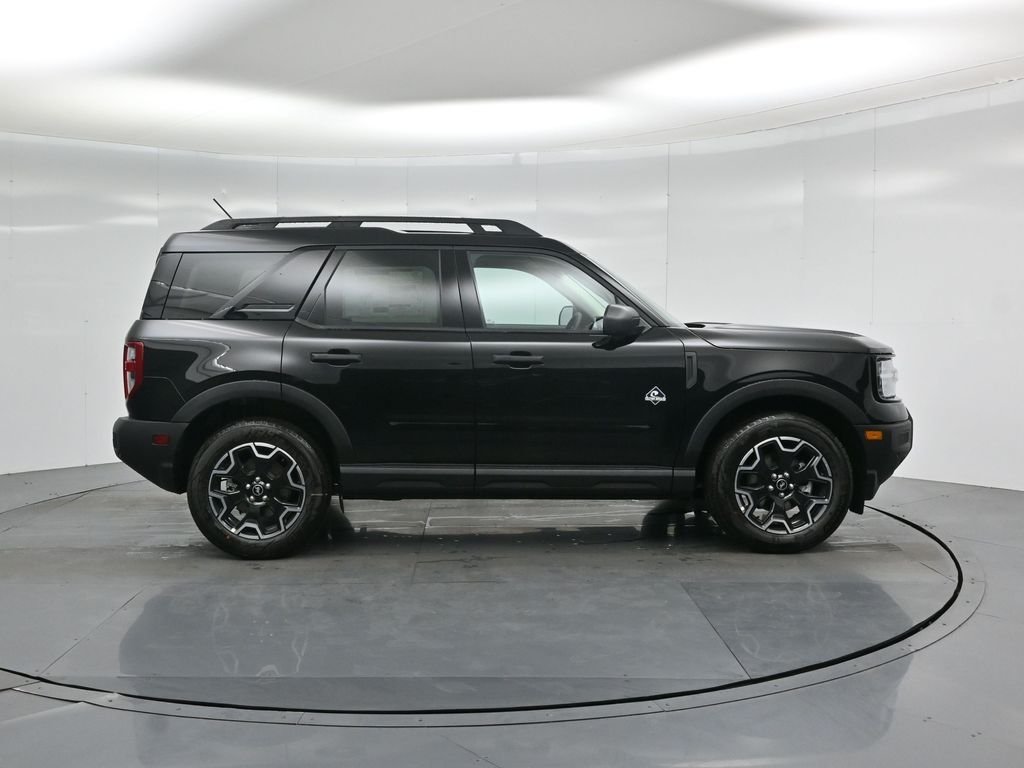 New 2026 Shadow Black Ford Outer Banks image 23