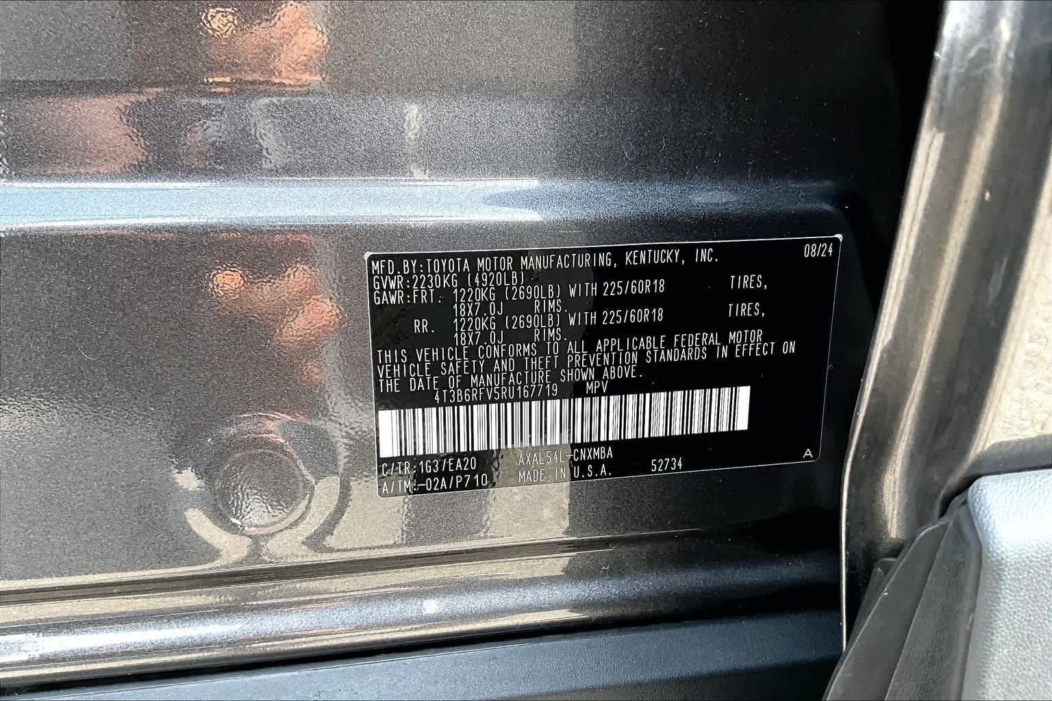 Used 2024 Magnetic Gray Metallic Toyota Hybrid XLE Premium image 37