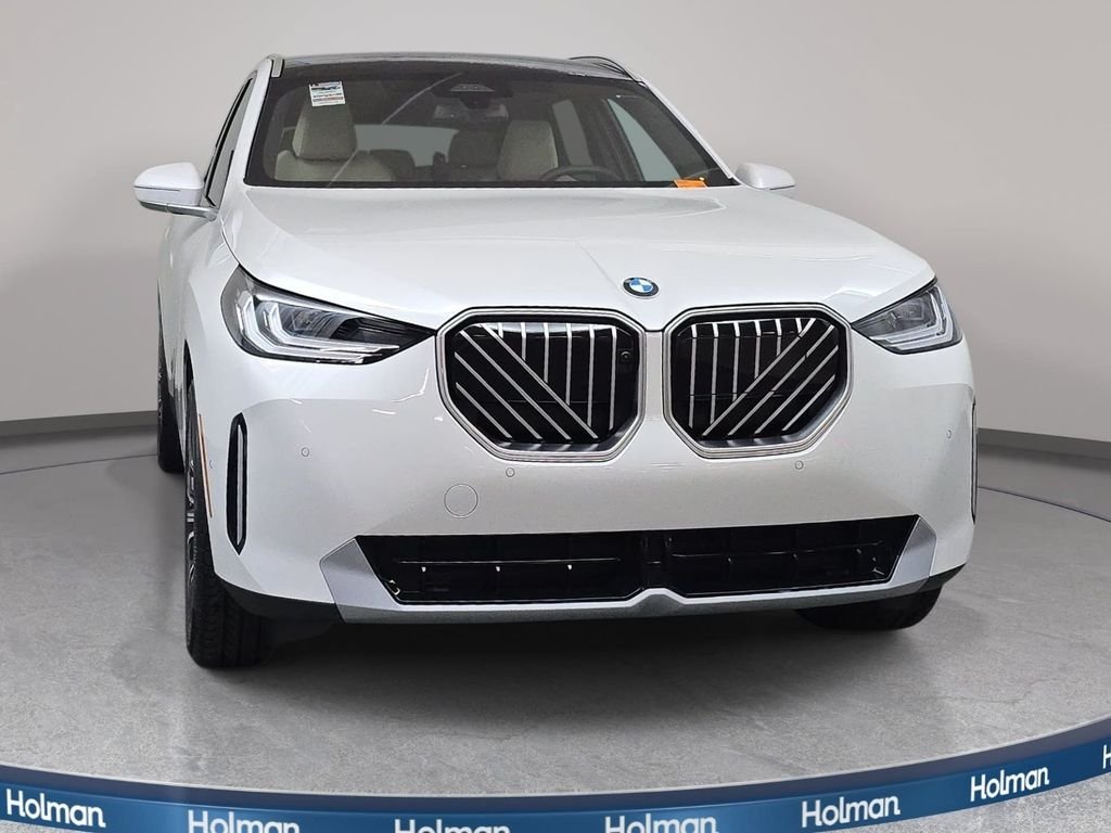 New 2026 Mineral White Metallic BMW 30 xDrive image 2