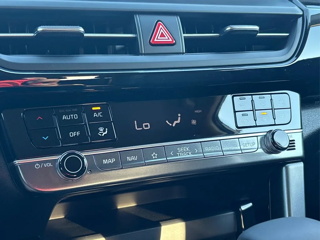 2025 Kia Seltos S - Photo 22