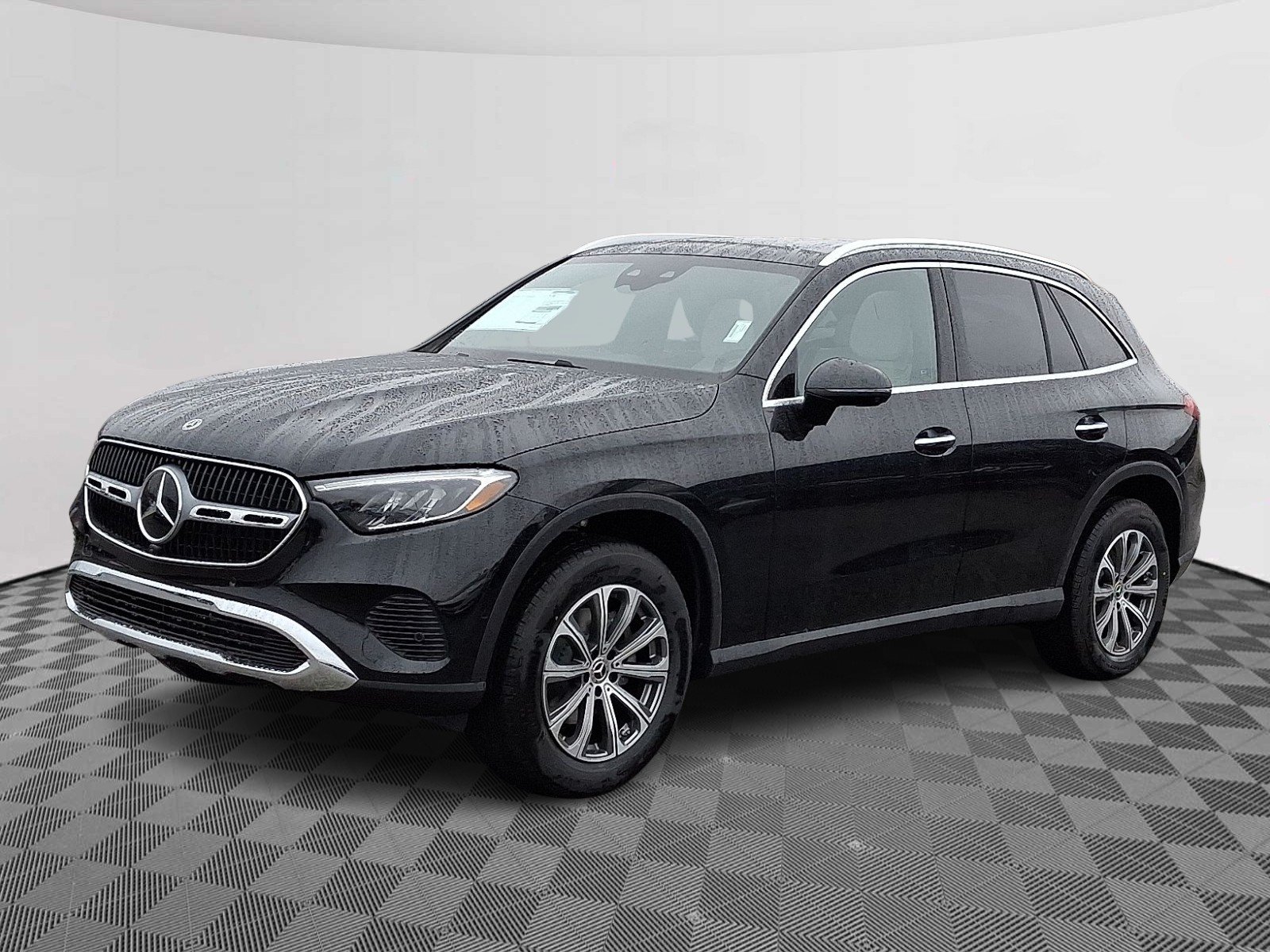 Used 2026 Obsidian Black Metallic - 197 Mercedes-Benz  image 3