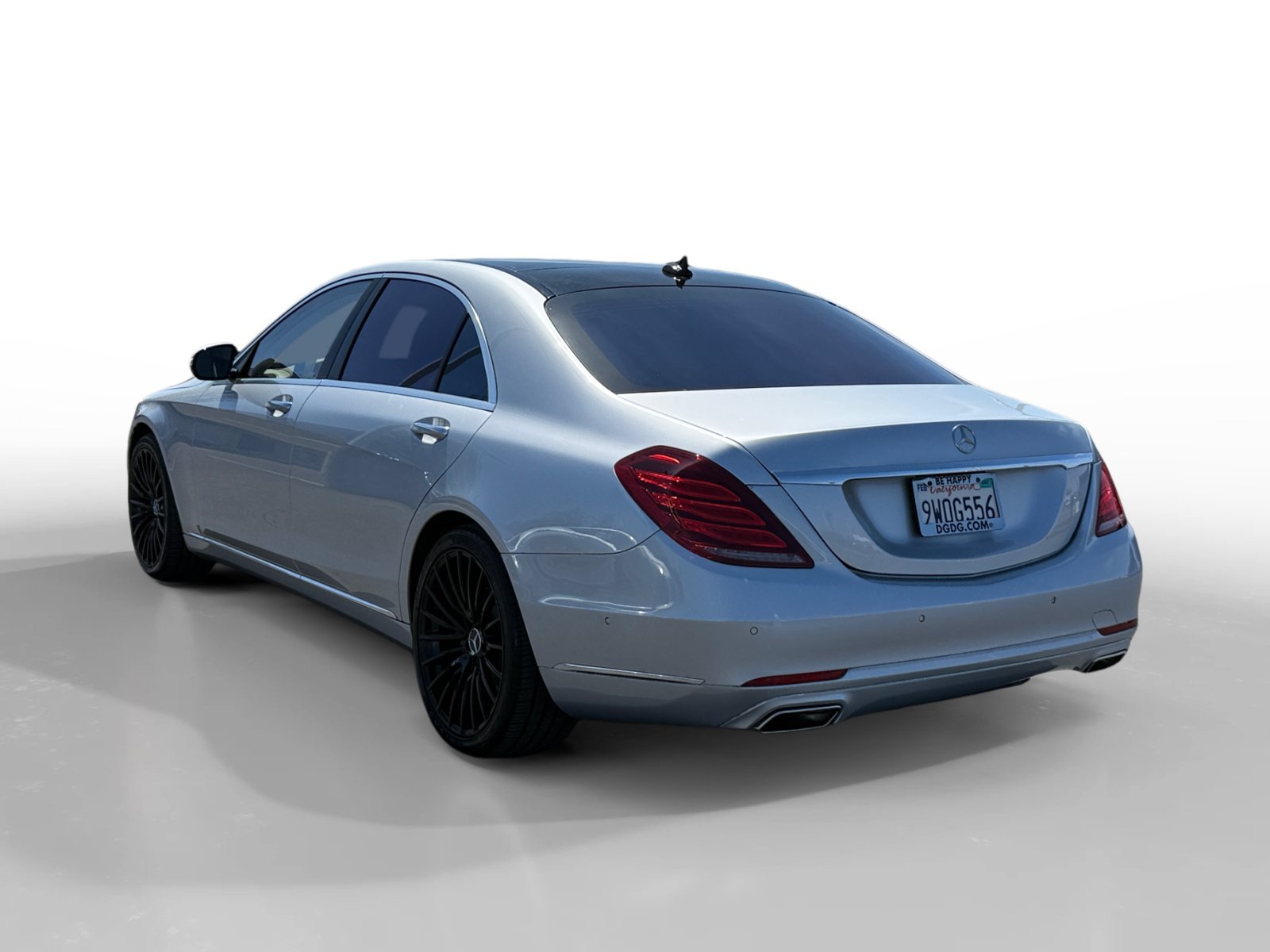 Used 2017 Silver Mercedes-Benz S 550 image 3