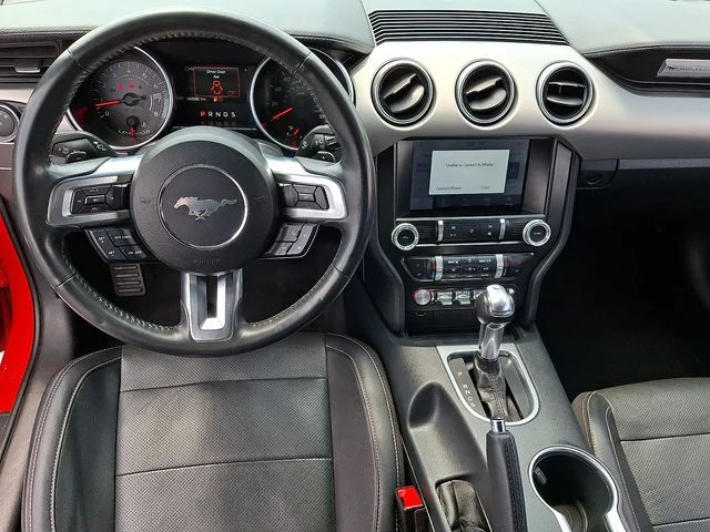 Used 2022  Ford GT Premium image 11