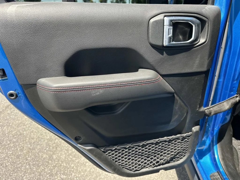 Used 2022 Blue Jeep Unlimited Rubicon image 16