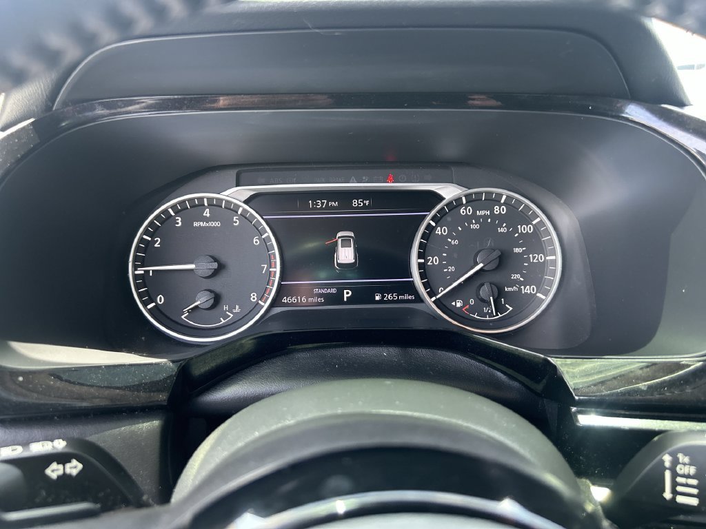 Used 2022 Red Nissan SV image 21