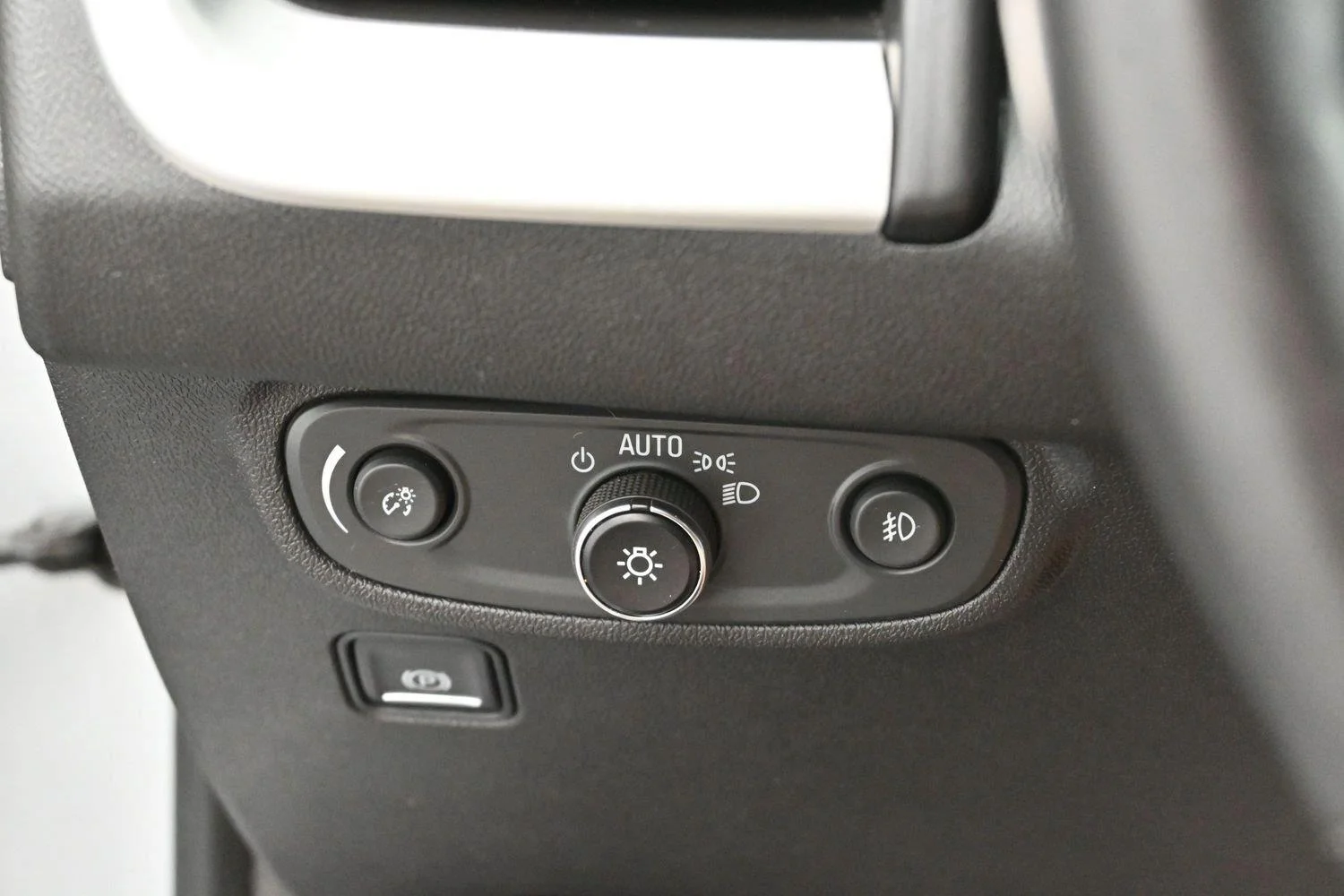 Used 2022 QUICKSILVER METALLIC GMC SLT image 28