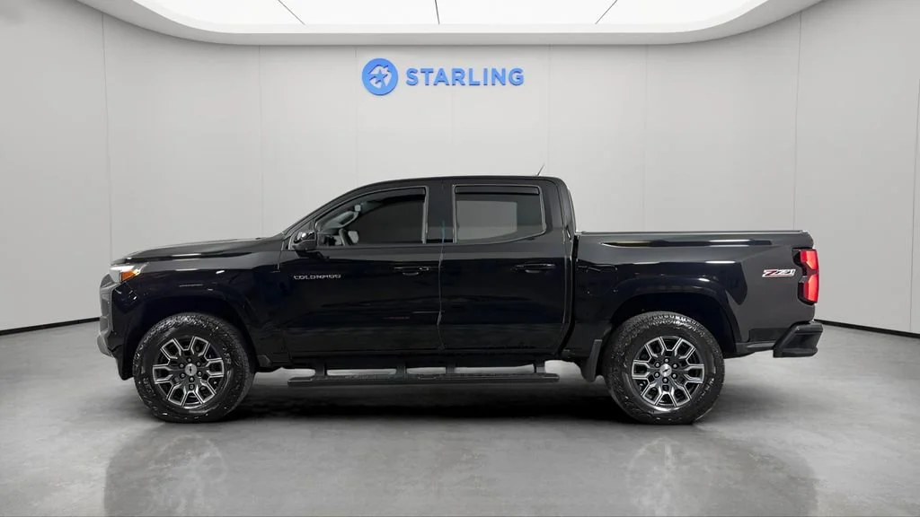 Used 2024 Black Chevrolet Z71 image 4