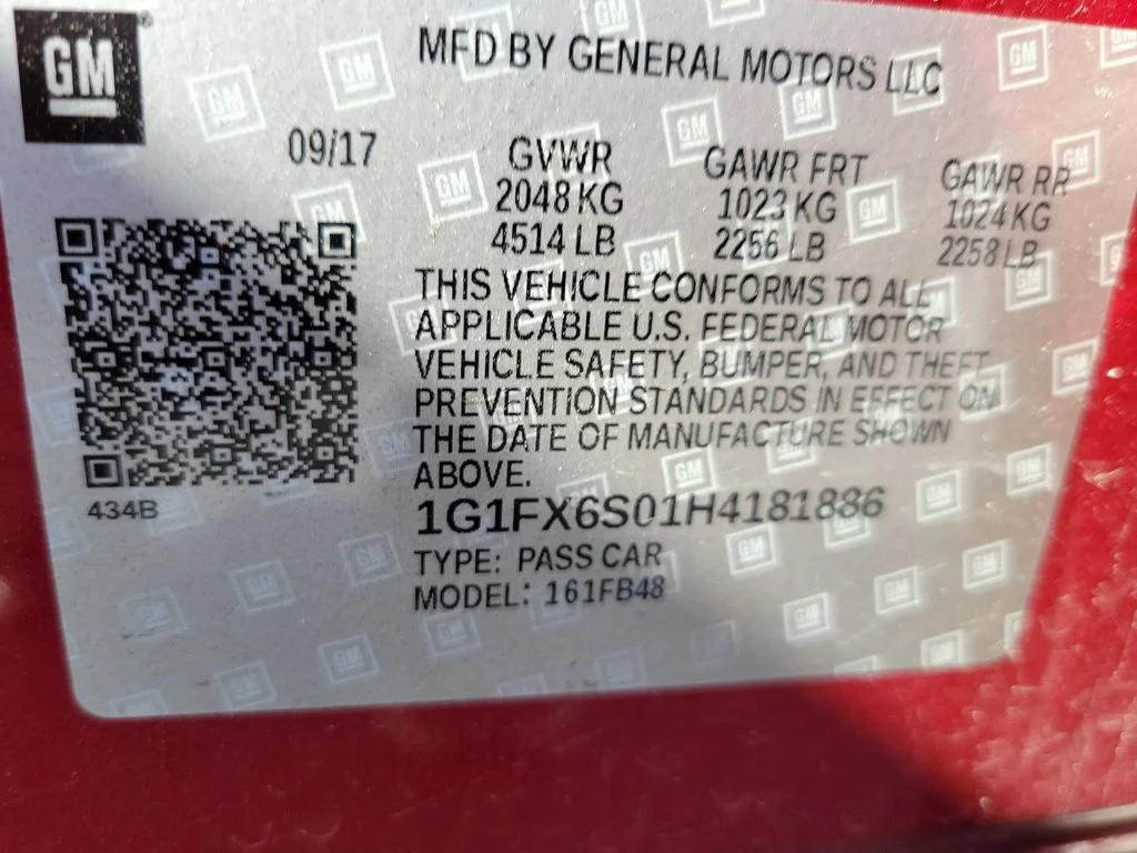 Certified Used 2017 Includes (TUS) Black grille. Chevrolet Premier image 32