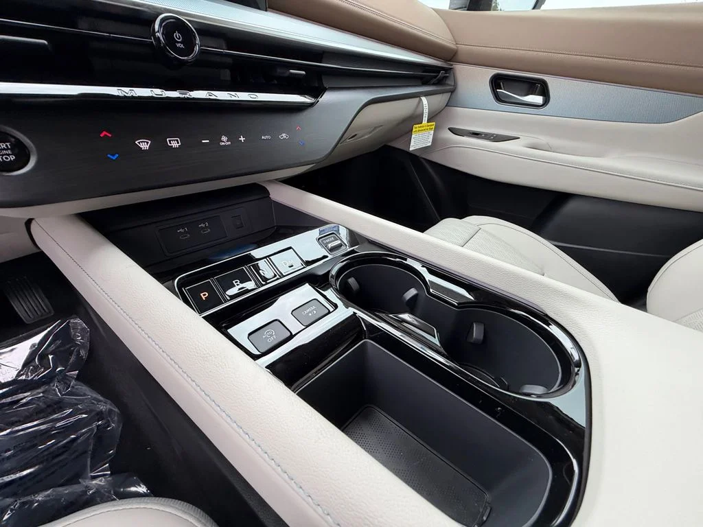 New 2026 White Nissan Platinum image 22