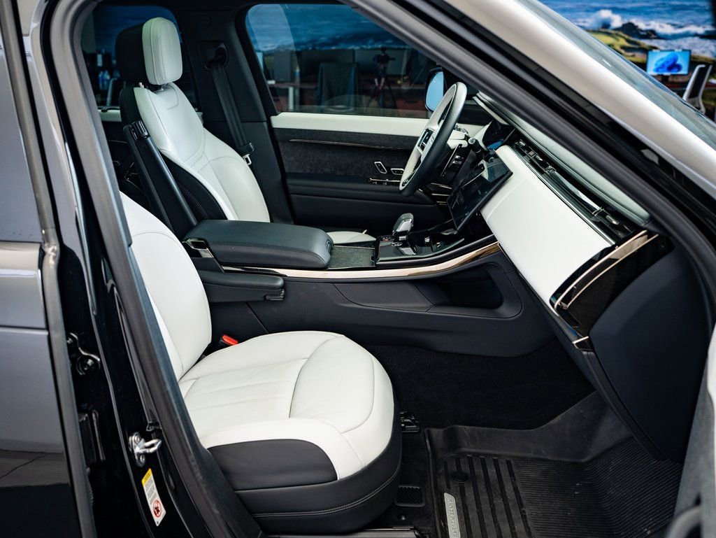 2025 Land Rover Range Rover Sport Dynamic SE - Photo 23