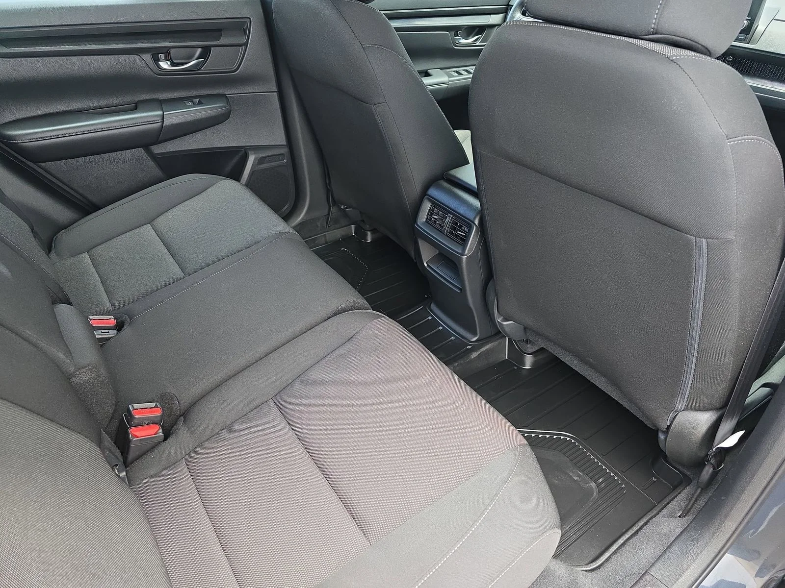2023 Honda CR-V LX - Photo 11