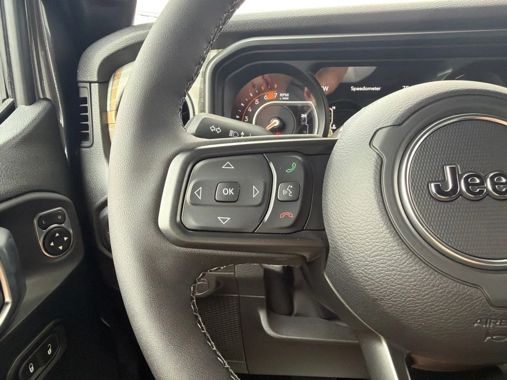 New 2026 Granite Crystal Metallic Clear-Coat Exterior Paint Jeep 85th Anniversary Edition image 46
