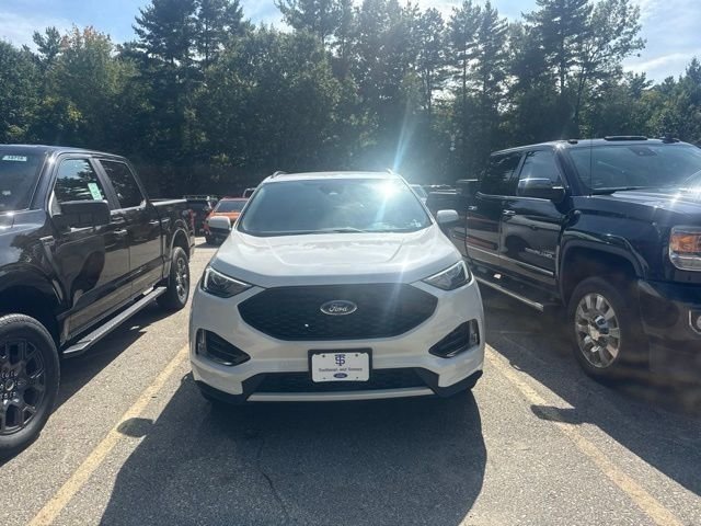 Used 2024 White Metallic Ford ST Line image 2